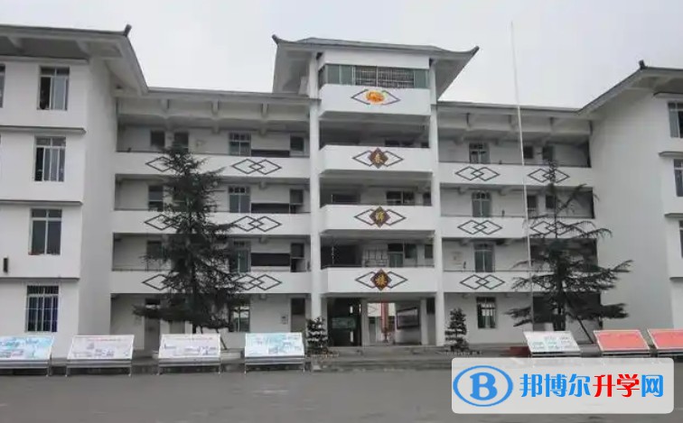 保定市清苑區李莊中學怎么樣、好不好