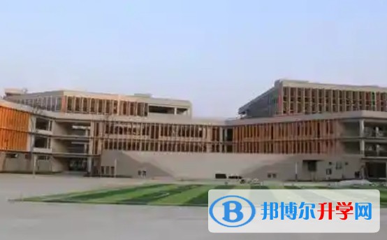 東部新區七中招生簡章2025年