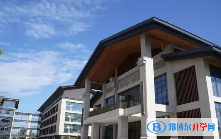 郫都西川匯錦都高中地址，乘車路線
