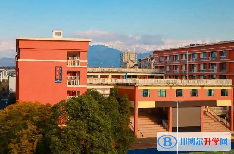 郫都嘉祥高中地址，乘車路線