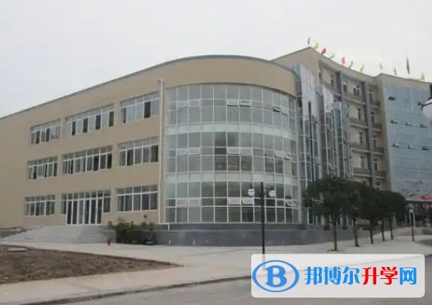 榮縣一中地址，乘車路線
