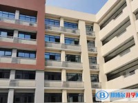 四川省榮縣中學校怎么樣、好不好