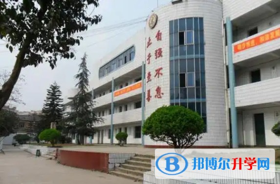 2025四川省自貢市牛佛中學校招生計劃 招生人數是多少(附要求、條件、對象)