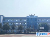 四川省自貢市牛佛中學校怎么樣、好不好