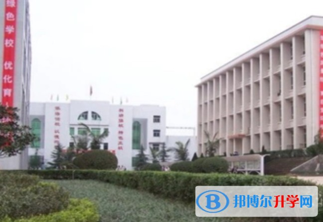 2025四川省富順縣城關(guān)中學招生計劃 招生人數(shù)是多少(附要求、條件、對象)
