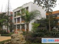 四川省富順縣城關(guān)中學(xué)地址，乘車路線