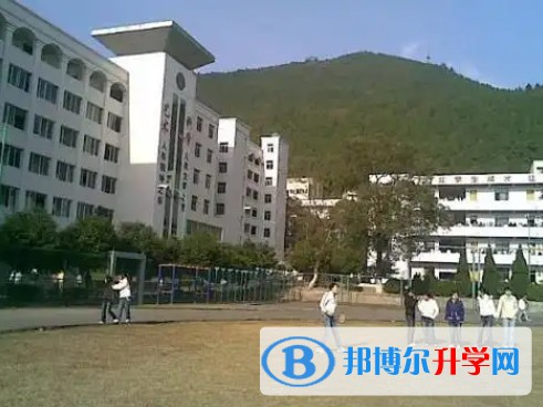 四川省鹽亭中學怎么樣、好不好