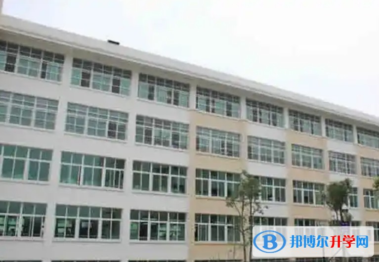 綿陽高新區(qū)實(shí)驗(yàn)中學(xué)地址，乘車路線