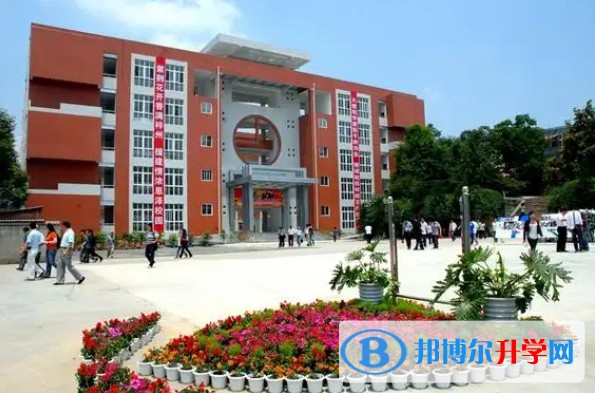 三臺第一中學地址，乘車路線
