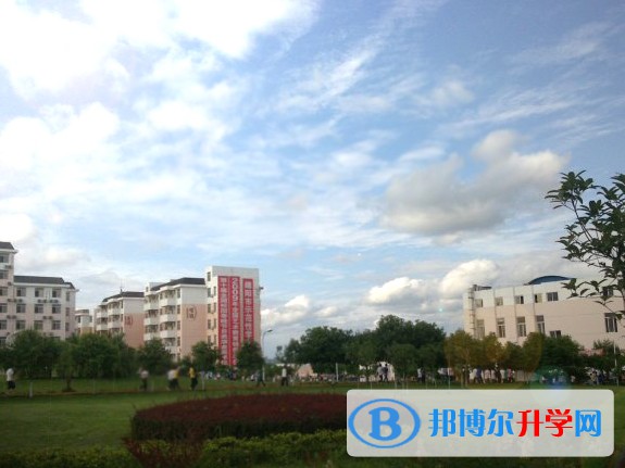 四川省綿陽南山中學雙語學校怎么樣、好不好