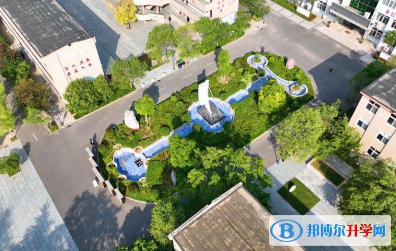 廣元市田家炳實(shí)驗(yàn)中學(xué)地址，乘車路線
