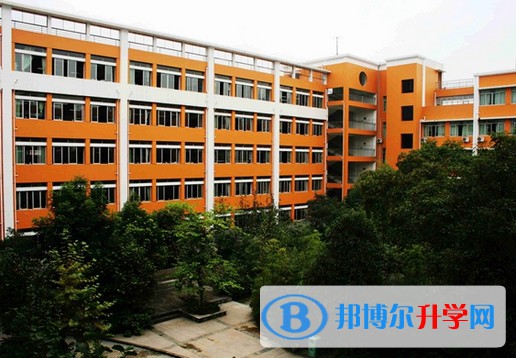 廣元市中學(xué)地址，乘車路線