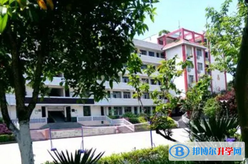 四川省蒼溪縣文昌中學怎么樣、好不好
